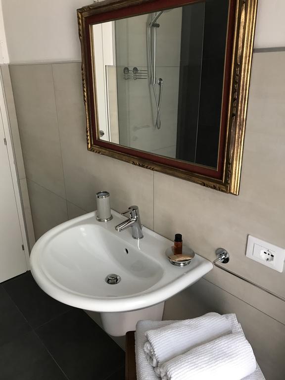 B&B L'Angolino Gardone Riviera Exteriér fotografie